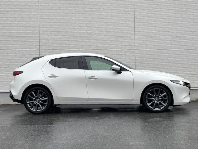 マツダ ＭＡＺＤＡ３ファストバック