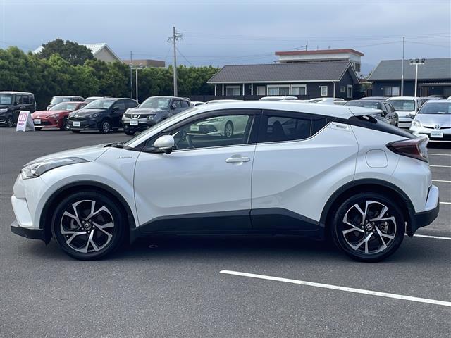 Ｃ－ＨＲ Ｇ　純正ナビ　フルセグ　ブルートゥース　バックカメラ　クルーズコントロール　衝突軽減ブレーキ　オートハイビーム　ＬＥＤヘッドライト　フォグランプ　ステアリングスイッチ　スマートキー　プッシュスタート（38枚目）