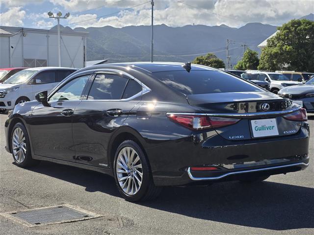 ES ES300h バージョンL ムーンルーフ ヘッドアップディスプレイ レーダークルーズコントロール 前後ドライブレコーダー パノラミックビューモニター 全席シートヒーター D+N席エアシート ステアリングヒーター ビルトインETC(32枚目)