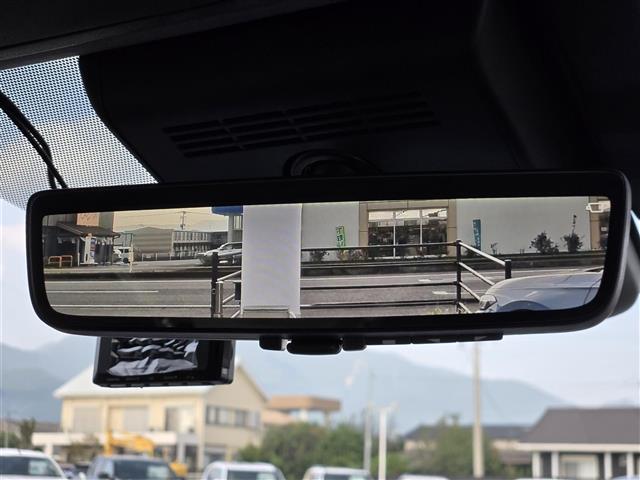 アルファードハイブリッド Z ユニバーサルステップ 13.2インチ後席フリップダウンモニター 純正ドライブレコーダー 左右独立ムーンルーフ 全席シートヒーター 全席ベンチレーション 全席パワーシート パノラミックビューモニター(11枚目)