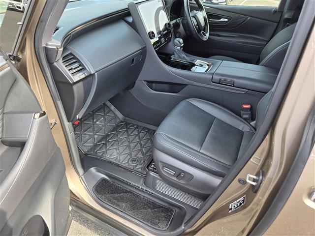 アルファードハイブリッド Z ユニバーサルステップ 13.2インチ後席フリップダウンモニター 純正ドライブレコーダー 左右独立ムーンルーフ 全席シートヒーター 全席ベンチレーション 全席パワーシート パノラミックビューモニター(28枚目)