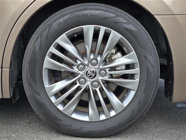 アルファードハイブリッド Z ユニバーサルステップ 13.2インチ後席フリップダウンモニター 純正ドライブレコーダー 左右独立ムーンルーフ 全席シートヒーター 全席ベンチレーション 全席パワーシート パノラミックビューモニター(40枚目)