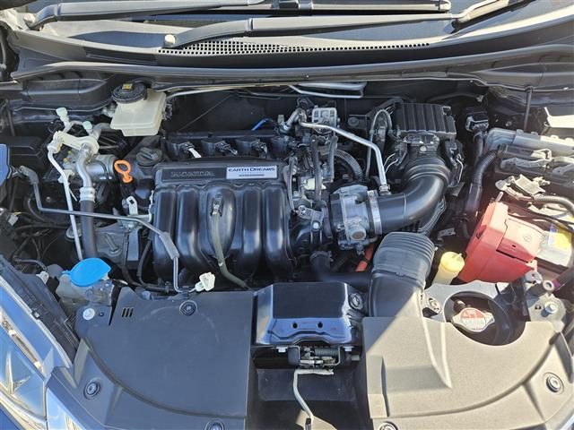 シャトル ハイブリッドZ ストラーダナビ フルセグ バックカメラ ETC クルコン シティブレーキアクティブシステム オートライト 革巻きステアリング パドルシフト シートヒーター シルバールーフレール 禁煙車(7枚目)