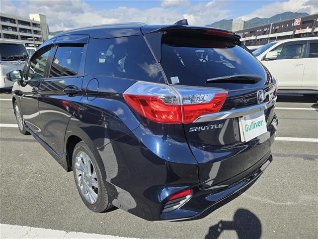 シャトル ハイブリッドZ ストラーダナビ フルセグ バックカメラ ETC クルコン シティブレーキアクティブシステム オートライト 革巻きステアリング パドルシフト シートヒーター シルバールーフレール 禁煙車(43枚目)