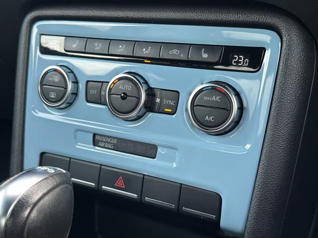 ザ・ビートル デザインレザーパッケージ　ミラータイプＧＰＳ付きレーダー探知機　社外サブウーファー　ビルトインＥＴＣ　社外ＳＤナビ（ＡＶＩＣ－ＣＺ９００）　Ｂｌｕｅｔｏｏｔｈオーディオ　社外前方ドライブレコーダー　Ｄ＋Ｎ席シートヒーター（15枚目）