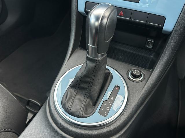 ザ・ビートル デザインレザーパッケージ　ミラータイプＧＰＳ付きレーダー探知機　社外サブウーファー　ビルトインＥＴＣ　社外ＳＤナビ（ＡＶＩＣ－ＣＺ９００）　Ｂｌｕｅｔｏｏｔｈオーディオ　社外前方ドライブレコーダー　Ｄ＋Ｎ席シートヒーター（17枚目）