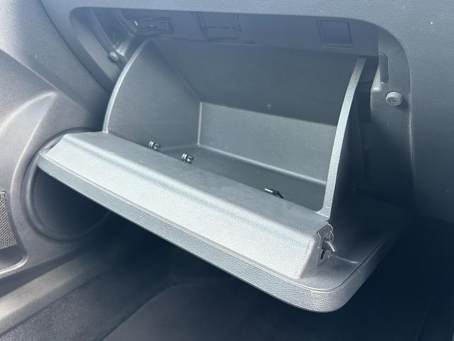 ザ・ビートル デザインレザーパッケージ　ミラータイプＧＰＳ付きレーダー探知機　社外サブウーファー　ビルトインＥＴＣ　社外ＳＤナビ（ＡＶＩＣ－ＣＺ９００）　Ｂｌｕｅｔｏｏｔｈオーディオ　社外前方ドライブレコーダー　Ｄ＋Ｎ席シートヒーター（22枚目）