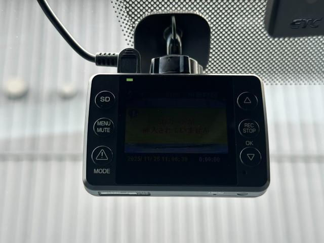 ザ・ビートル デザインレザーパッケージ　ミラータイプＧＰＳ付きレーダー探知機　社外サブウーファー　ビルトインＥＴＣ　社外ＳＤナビ（ＡＶＩＣ－ＣＺ９００）　Ｂｌｕｅｔｏｏｔｈオーディオ　社外前方ドライブレコーダー　Ｄ＋Ｎ席シートヒーター（23枚目）