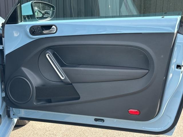 ザ・ビートル デザインレザーパッケージ　ミラータイプＧＰＳ付きレーダー探知機　社外サブウーファー　ビルトインＥＴＣ　社外ＳＤナビ（ＡＶＩＣ－ＣＺ９００）　Ｂｌｕｅｔｏｏｔｈオーディオ　社外前方ドライブレコーダー　Ｄ＋Ｎ席シートヒーター（42枚目）