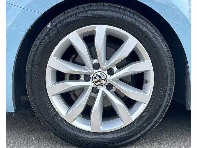 ザ・ビートル デザインレザーパッケージ　ミラータイプＧＰＳ付きレーダー探知機　社外サブウーファー　ビルトインＥＴＣ　社外ＳＤナビ（ＡＶＩＣ－ＣＺ９００）　Ｂｌｕｅｔｏｏｔｈオーディオ　社外前方ドライブレコーダー　Ｄ＋Ｎ席シートヒーター（53枚目）