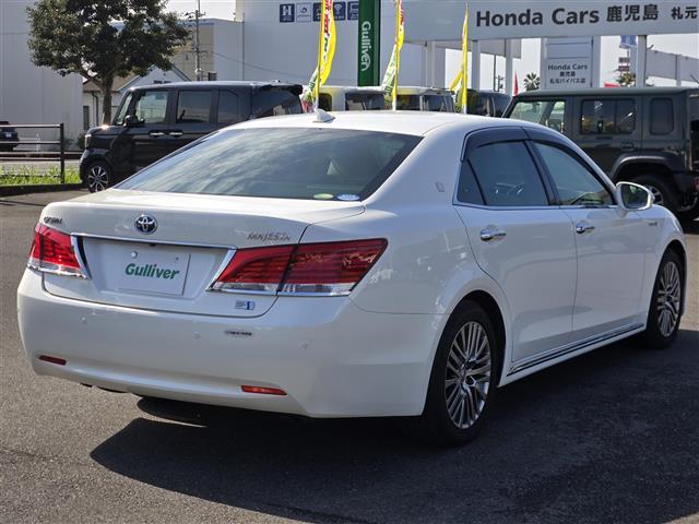 クラウンマジェスタ Fバージョン ムーンルーフ レーダークルーズコントロール ウッドコンビハンドル ビルトインETC 全席シートヒーター 全席パワーシート D+N席シートベンチレーション ステアリングヒーター レザーシート(32枚目)