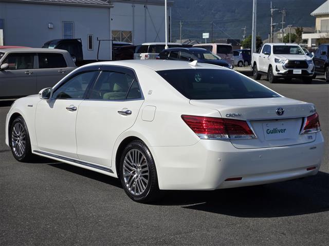 クラウンマジェスタ Fバージョン ムーンルーフ レーダークルーズコントロール ウッドコンビハンドル ビルトインETC 全席シートヒーター 全席パワーシート D+N席シートベンチレーション ステアリングヒーター レザーシート(43枚目)