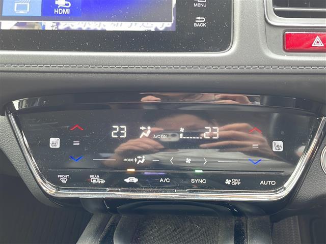 ヴェゼル ハイブリッドZ インターナビ フルセグ バックカメラ Bluetooth ビルトインETC ステアリングスイッチ 前席シートヒーター 前方ドライブレコーダー パドルシフト クルーズコントロール 衝突軽減ブレーキ(14枚目)