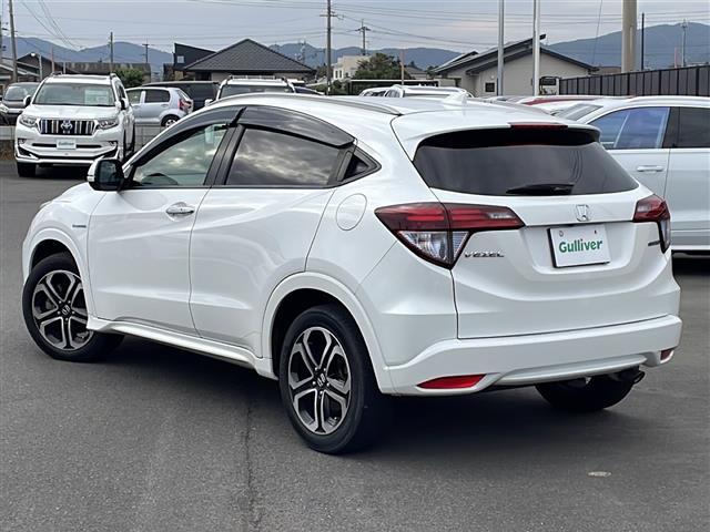 ヴェゼル ハイブリッドZ インターナビ フルセグ バックカメラ Bluetooth ビルトインETC ステアリングスイッチ 前席シートヒーター 前方ドライブレコーダー パドルシフト クルーズコントロール 衝突軽減ブレーキ(22枚目)