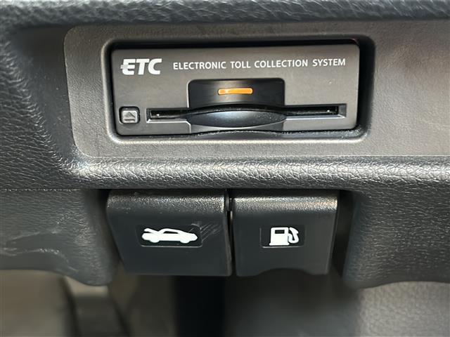 エクストレイル ２０Ｘ　ハイブリッド　４ＷＤ　前後ドライブレコーダー　ルーフレール　Ｂｌｕｅｔｏｏｔｈ接続　ＥＴＣ　前後コーナーセンサー　レーダークルーズ　アラウンドビューモニター　フルセグＴＶ　レザーシート　シートヒーター　ＬＥＤライト（6枚目）