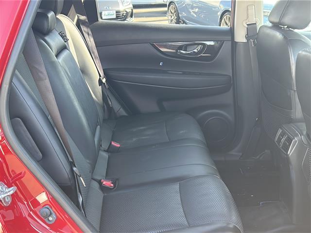 エクストレイル ２０Ｘ　ハイブリッド　４ＷＤ　前後ドライブレコーダー　ルーフレール　Ｂｌｕｅｔｏｏｔｈ接続　ＥＴＣ　前後コーナーセンサー　レーダークルーズ　アラウンドビューモニター　フルセグＴＶ　レザーシート　シートヒーター　ＬＥＤライト（21枚目）