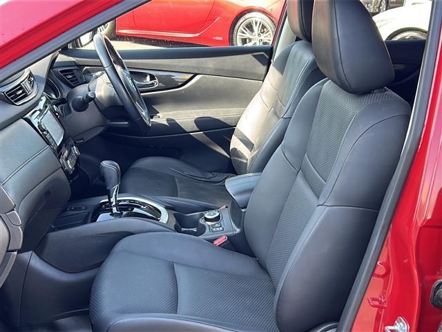 エクストレイル ２０Ｘ　ハイブリッド　４ＷＤ　前後ドライブレコーダー　ルーフレール　Ｂｌｕｅｔｏｏｔｈ接続　ＥＴＣ　前後コーナーセンサー　レーダークルーズ　アラウンドビューモニター　フルセグＴＶ　レザーシート　シートヒーター　ＬＥＤライト（25枚目）