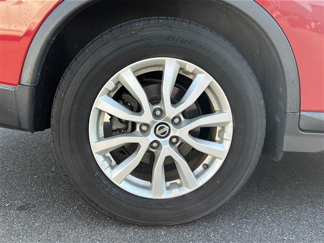 エクストレイル ２０Ｘ　ハイブリッド　４ＷＤ　前後ドライブレコーダー　ルーフレール　Ｂｌｕｅｔｏｏｔｈ接続　ＥＴＣ　前後コーナーセンサー　レーダークルーズ　アラウンドビューモニター　フルセグＴＶ　レザーシート　シートヒーター　ＬＥＤライト（36枚目）