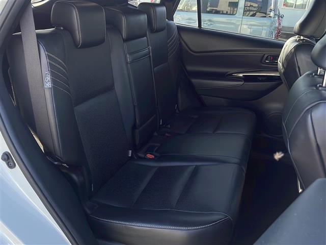 ハリアー プログレス　メタル　アンド　レザーパッケージ　サンルーフパワーバックドア前後ドライブレコーダー純正ナビ全方位バックカメラＥＴＣ本革シートパワーシート衝突被害軽減装置横滑り防止装置盗難防止装置レーンキープアシストオートライト（16枚目）