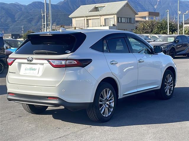 ハリアー プログレス　メタル　アンド　レザーパッケージ　サンルーフパワーバックドア前後ドライブレコーダー純正ナビ全方位バックカメラＥＴＣ本革シートパワーシート衝突被害軽減装置横滑り防止装置盗難防止装置レーンキープアシストオートライト（29枚目）