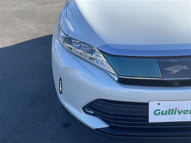 ハリアー プログレス　メタル　アンド　レザーパッケージ　サンルーフパワーバックドア前後ドライブレコーダー純正ナビ全方位バックカメラＥＴＣ本革シートパワーシート衝突被害軽減装置横滑り防止装置盗難防止装置レーンキープアシストオートライト（31枚目）