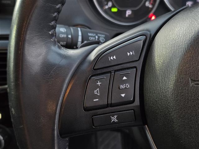 アテンザワゴン ＸＤ　純正ＳＤナビ（ＣＡ９Ｋ３）　レーダークルーズコントロール　ビルトインＥＴＣ　ドライブレコーダー　Ｂｌｕｅｔｏｏｔｈオーディオ　フルセグテレビ　バックカメラ　ＨＩＤヘッドライト　パドルシフト（4枚目）