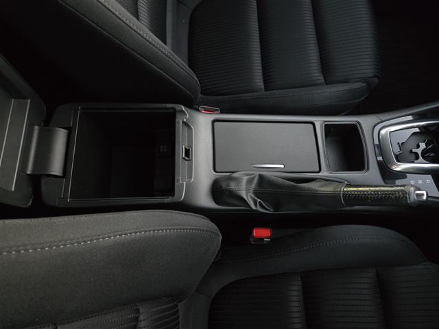 アテンザワゴン ＸＤ　純正ＳＤナビ（ＣＡ９Ｋ３）　レーダークルーズコントロール　ビルトインＥＴＣ　ドライブレコーダー　Ｂｌｕｅｔｏｏｔｈオーディオ　フルセグテレビ　バックカメラ　ＨＩＤヘッドライト　パドルシフト（15枚目）