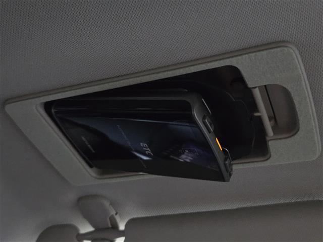 アテンザワゴン ＸＤ　純正ＳＤナビ（ＣＡ９Ｋ３）　レーダークルーズコントロール　ビルトインＥＴＣ　ドライブレコーダー　Ｂｌｕｅｔｏｏｔｈオーディオ　フルセグテレビ　バックカメラ　ＨＩＤヘッドライト　パドルシフト（16枚目）