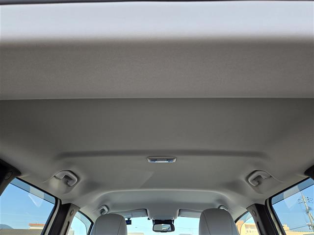 ジープ・レネゲード リミテッド　クルーズコントロール　バックカメラ　ドライブレコーダー　Ｂｌｕｅｔｏｏｔｈオーディオ　ＥＴＣ　Ｄ＋Ｎ席パワーシート　Ｄ＋Ｎ席シートヒーター　ステアリングヒーター　純正アルミホイール（１７インチ）（24枚目）