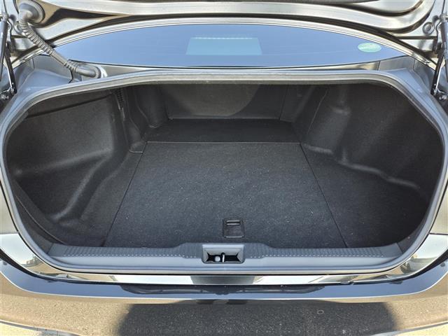 クラウンハイブリッド ＲＳアドバンス　ムーンルーフ　Ｗｅｄｓ製Ｋｒａｎｚｅアルミホイール（２０インチ）　社外ミラー型レーダー　パノラミックビューモニター　トヨタセーフティセンス　Ｄ＋Ｎ席シートヒーター　Ｄ＋Ｎ席ベンチレーション（28枚目）