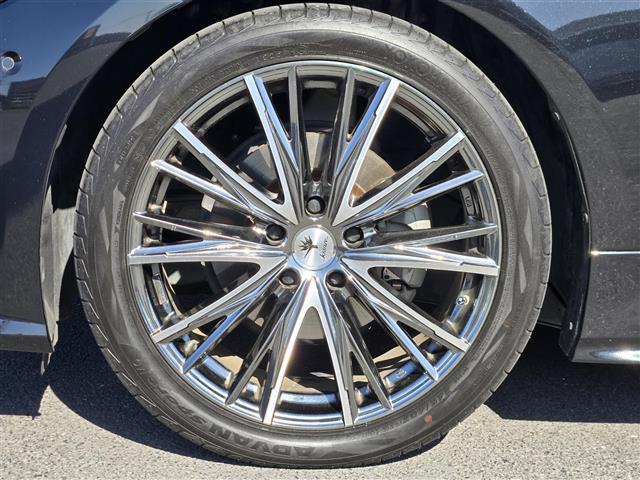 クラウンハイブリッド ＲＳアドバンス　ムーンルーフ　Ｗｅｄｓ製Ｋｒａｎｚｅアルミホイール（２０インチ）　社外ミラー型レーダー　パノラミックビューモニター　トヨタセーフティセンス　Ｄ＋Ｎ席シートヒーター　Ｄ＋Ｎ席ベンチレーション（40枚目）