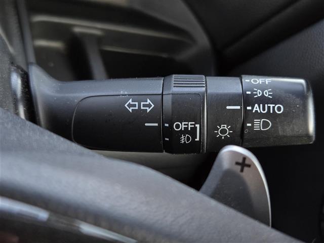 Ｎ－ＢＯＸカスタム Ｇ・Ｌターボホンダセンシング　ターボ車　レーダークルーズコントロール　ビルトインＥＴＣ２．０　ドライブレコーダー　純正ＳＤナビ（ＶＸＭ－２０４ＶＦｉ）　Ｂｌｕｅｔｏｏｔｈオーディオ　フルセグテレビ　バックカメラ　シートヒーター（7枚目）