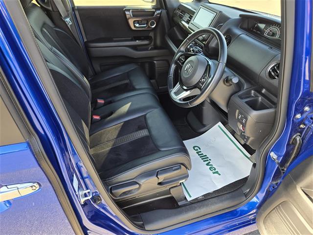 Ｎ－ＢＯＸカスタム Ｇ・Ｌターボホンダセンシング　ターボ車　レーダークルーズコントロール　ビルトインＥＴＣ２．０　ドライブレコーダー　純正ＳＤナビ（ＶＸＭ－２０４ＶＦｉ）　Ｂｌｕｅｔｏｏｔｈオーディオ　フルセグテレビ　バックカメラ　シートヒーター（19枚目）