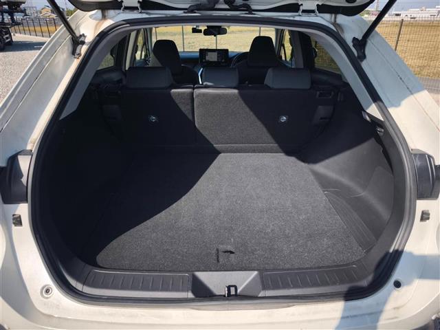 ハリアー Ｓ　純正８インチナビ　バックカメラ　ＥＴＣ　ドラレコ　クルコン　衝突被害軽減装置　オートマチックハイビーム　パーキングサポートブレーキ　ＬＥＤヘッドライト　オートライト　オートエアコン　純正アルミ　禁煙車（12枚目）