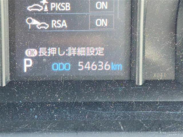 ハリアー Ｓ　純正８インチナビ　バックカメラ　ＥＴＣ　ドラレコ　クルコン　衝突被害軽減装置　オートマチックハイビーム　パーキングサポートブレーキ　ＬＥＤヘッドライト　オートライト　オートエアコン　純正アルミ　禁煙車（19枚目）