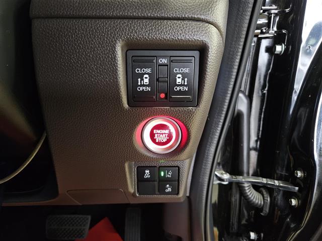 N-BOX G・Lホンダセンシング カッパーブラウンスタイル 禁煙車 バックカメラ アダプティブクルコン エマブレ レーンキープ 前後誤発進抑制 LEDオートライト 純正ナビ フルセグTV ビルトインETC 両側パワースライドドア スマートキー エンジンスイッチ(4枚目)