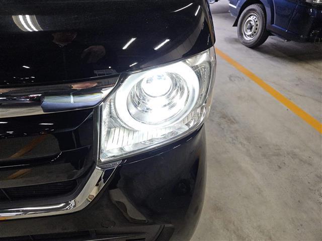 N-BOX G・Lホンダセンシング カッパーブラウンスタイル 禁煙車 バックカメラ アダプティブクルコン エマブレ レーンキープ 前後誤発進抑制 LEDオートライト 純正ナビ フルセグTV ビルトインETC 両側パワースライドドア スマートキー エンジンスイッチ(5枚目)