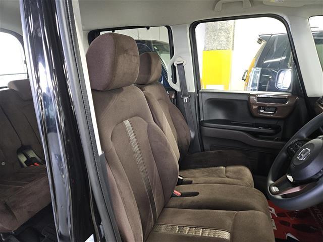 N-BOX G・Lホンダセンシング カッパーブラウンスタイル 禁煙車 バックカメラ アダプティブクルコン エマブレ レーンキープ 前後誤発進抑制 LEDオートライト 純正ナビ フルセグTV ビルトインETC 両側パワースライドドア スマートキー エンジンスイッチ(7枚目)