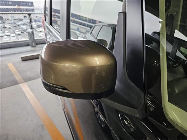 N-BOX G・Lホンダセンシング カッパーブラウンスタイル 禁煙車 バックカメラ アダプティブクルコン エマブレ レーンキープ 前後誤発進抑制 LEDオートライト 純正ナビ フルセグTV ビルトインETC 両側パワースライドドア スマートキー エンジンスイッチ(33枚目)