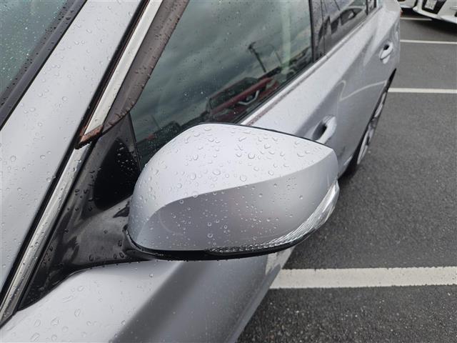 スカイライン ２００ＧＴ－ｔタイプＳＰ　禁煙車　全方位カメラ　ドラレコ　レーダークルコン　エマブレ　レーンキープ　後方車両検知　ＬＥＤヘッドランプ　純正８型ナビ　ビルトインＥＴＣ　黒革シート　前席パワーシート／シートヒーター　スマートキー（34枚目）