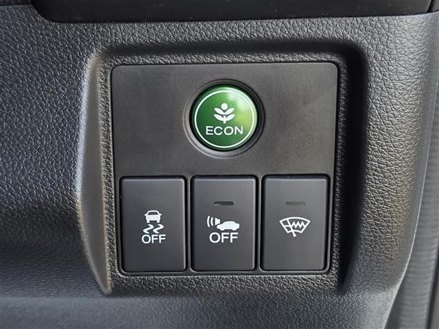 ヴェゼル ハイブリッドＺ　アダプティブクルーズコントロール　パドルシフト　ＥＴＣ　社外ＳＤナビ（ＭＤＶ－Ｚ７０１）　Ｂｌｕｅｔｏｏｔｈオーディオ　フルセグテレビ　バックカメラ　ＭＴモード付きＡＴ　Ｄ＋Ｎ席ヒートシーター（9枚目）