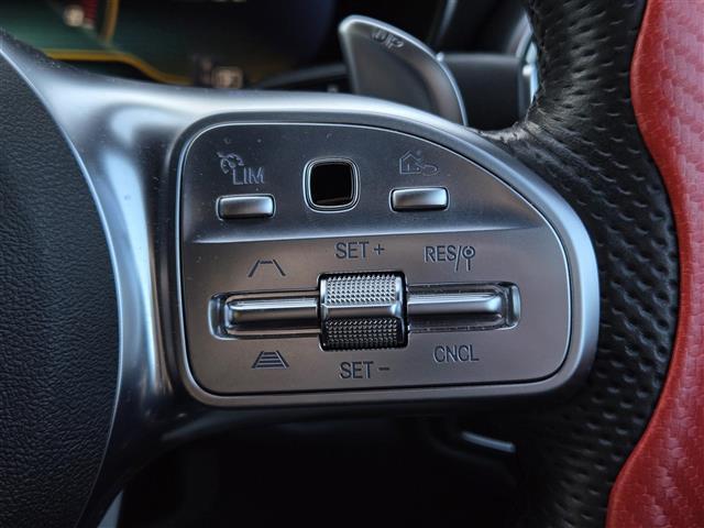 Ｃクラス Ｃ４３　４マチッククーペ　ディストロニック　ツインターボ　４ＷＤ　ムーンルーフ　Ｄ＋Ｎ席シートヒーター　ハンドル支援　パーキングアシスト　純正メモリーナビ　Ｂｌｕｅｔｏｏｔｈオーディオ　純正ドライブレコーダー（5枚目）