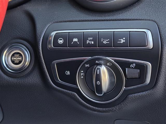 Ｃクラス Ｃ４３　４マチッククーペ　ディストロニック　ツインターボ　４ＷＤ　ムーンルーフ　Ｄ＋Ｎ席シートヒーター　ハンドル支援　パーキングアシスト　純正メモリーナビ　Ｂｌｕｅｔｏｏｔｈオーディオ　純正ドライブレコーダー（9枚目）