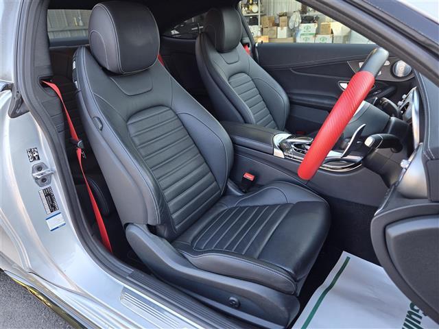 Ｃクラス Ｃ４３　４マチッククーペ　ディストロニック　ツインターボ　４ＷＤ　ムーンルーフ　Ｄ＋Ｎ席シートヒーター　ハンドル支援　パーキングアシスト　純正メモリーナビ　Ｂｌｕｅｔｏｏｔｈオーディオ　純正ドライブレコーダー（19枚目）
