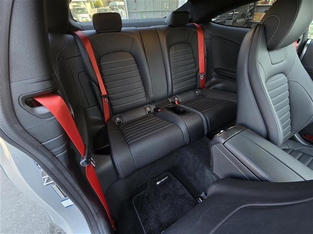 Ｃクラス Ｃ４３　４マチッククーペ　ディストロニック　ツインターボ　４ＷＤ　ムーンルーフ　Ｄ＋Ｎ席シートヒーター　ハンドル支援　パーキングアシスト　純正メモリーナビ　Ｂｌｕｅｔｏｏｔｈオーディオ　純正ドライブレコーダー（23枚目）