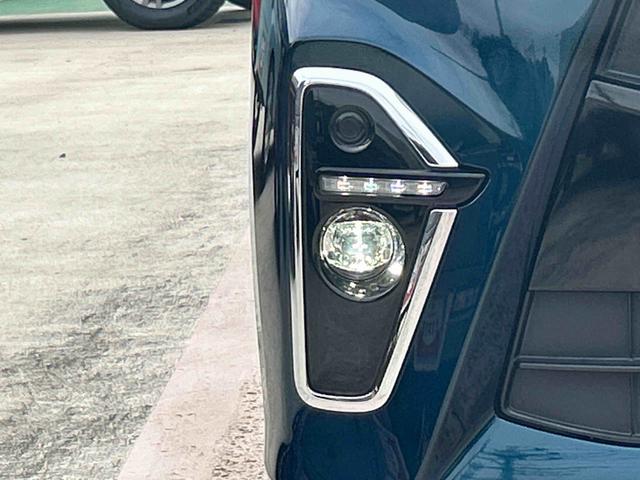 LEDフォグランプ付きで、明るい光が霧の発生や悪天候時に、視界の確保をサポートしてくれます。