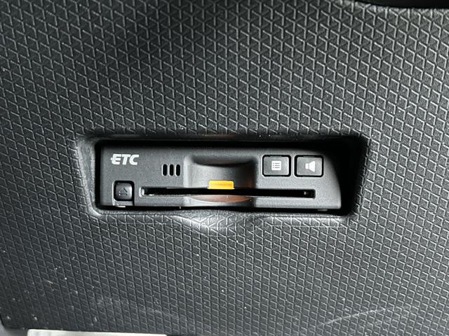 ＥＴＣ付きで高速道路料金所は現金不要。高速料金割引も受けられ、スマートインターチェンジも通過出来て大変便利ですよ！