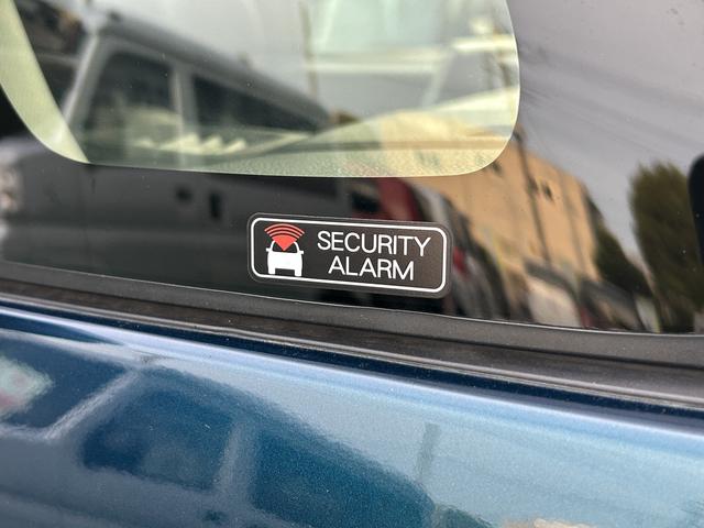 セキュリティーアラーム装備
