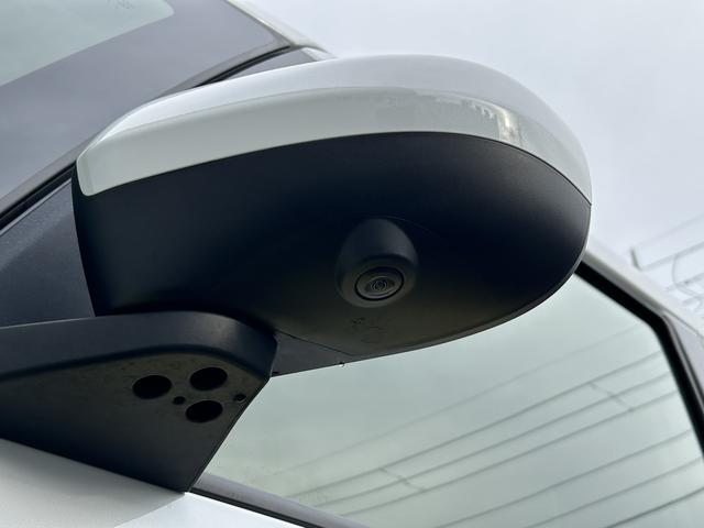 ムーヴキャンバス ストライプスＧターボ　純正７インチナビ　パノラマモニター　保証　新車保証・まごころ保証　１年間・走行距離無制限付き　純正７インチナビ　パノラマモニター　キーフリーシステム　アイドリングストップ　ＬＥＤヘッドランプ　両側電動スライドドア　クルーズコントロール（20枚目）