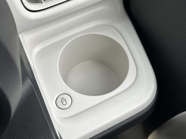 ムーヴキャンバス ストライプスＧターボ　純正７インチナビ　パノラマモニター　保証　新車保証・まごころ保証　１年間・走行距離無制限付き　純正７インチナビ　パノラマモニター　キーフリーシステム　アイドリングストップ　ＬＥＤヘッドランプ　両側電動スライドドア　クルーズコントロール（33枚目）